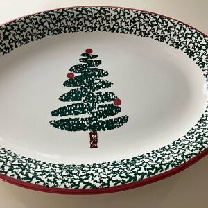 Furio 16” Oval Serving Platter in the Sponge Christmas Tree Pattern Italy